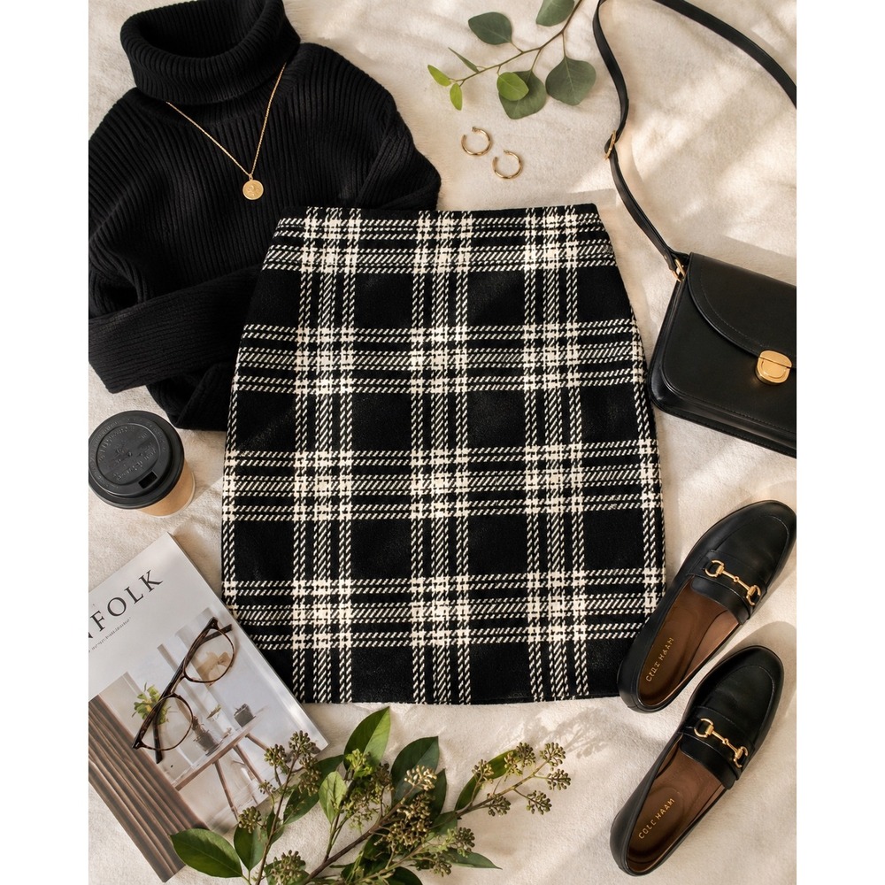 Talbots Womens Black White Plaid Wool Blend Pencil Skirt Size 4 Old Money/Career